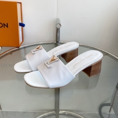 Louis Vuitton Slippers